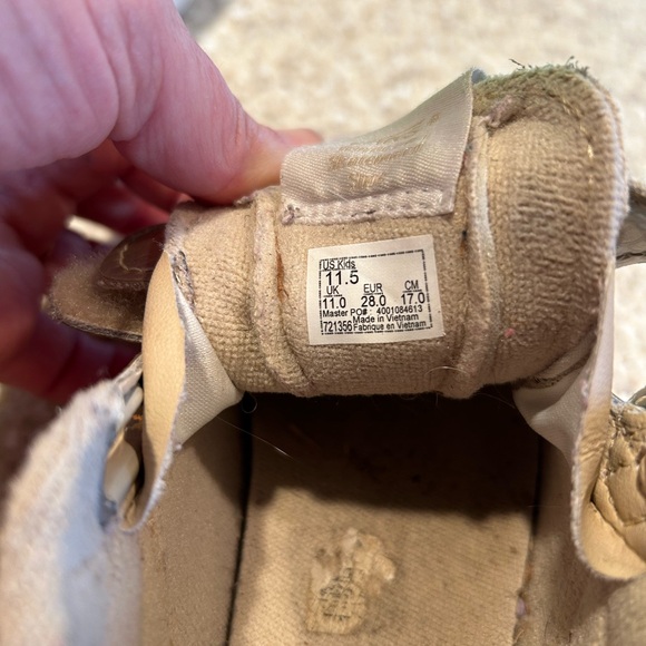 Girls iridescent gold Velcro sk8 high tops. - Picture 4 of 5